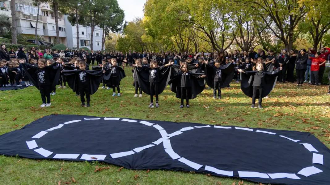 Manavgat’ta Miniklerden Duygulandıran 10 Kasım Gösterisi! 3